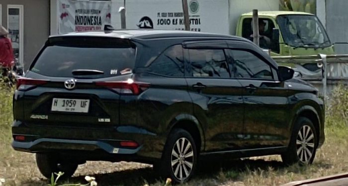 Mobil pembawa uang Rp 10 miliar yang dibawa kabur oleh sopir Bank Jateng di Wonogiri (dok. istimewa)