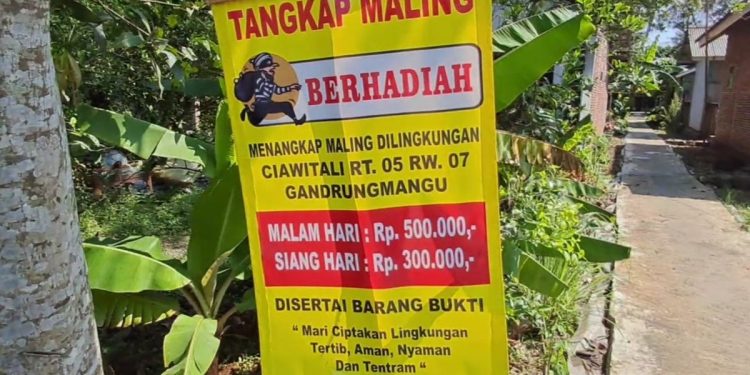 Sayembara menangkap maling di Desa Gandrungmangu, Cilacap (dok. Kompas.com)
