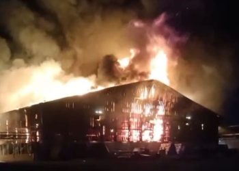 Kebakaran gudang pabrik Dua Kelinci di Kabupaten Pati, Jawa Tengah. (dok. istimewa)