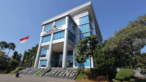 KPK menggeledah Kantor BPK Perwakilan Jawa Tengah di Semarang dan menyita uang tunai ratusan juta rupiah terkait dugaan suap penghapusan temuan audit Pemkab Klaten. (dok. istimewa)